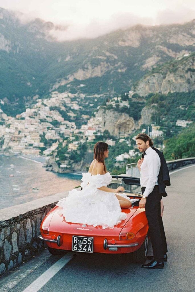 amalfi coast wedding couple in vintage car