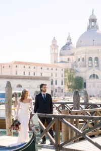 Couple Romantic wedding shoot in Italy wedding venue